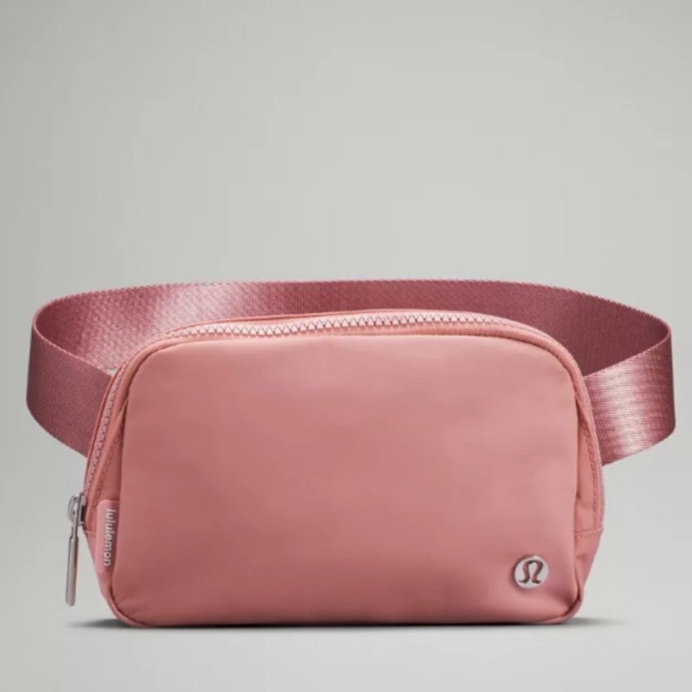 NWT Lululemon everywhere belt bag